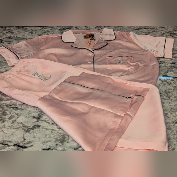 🆕Juicy Couture Women's 2 Pc Pajama Pants Set - Picture 3 of 15